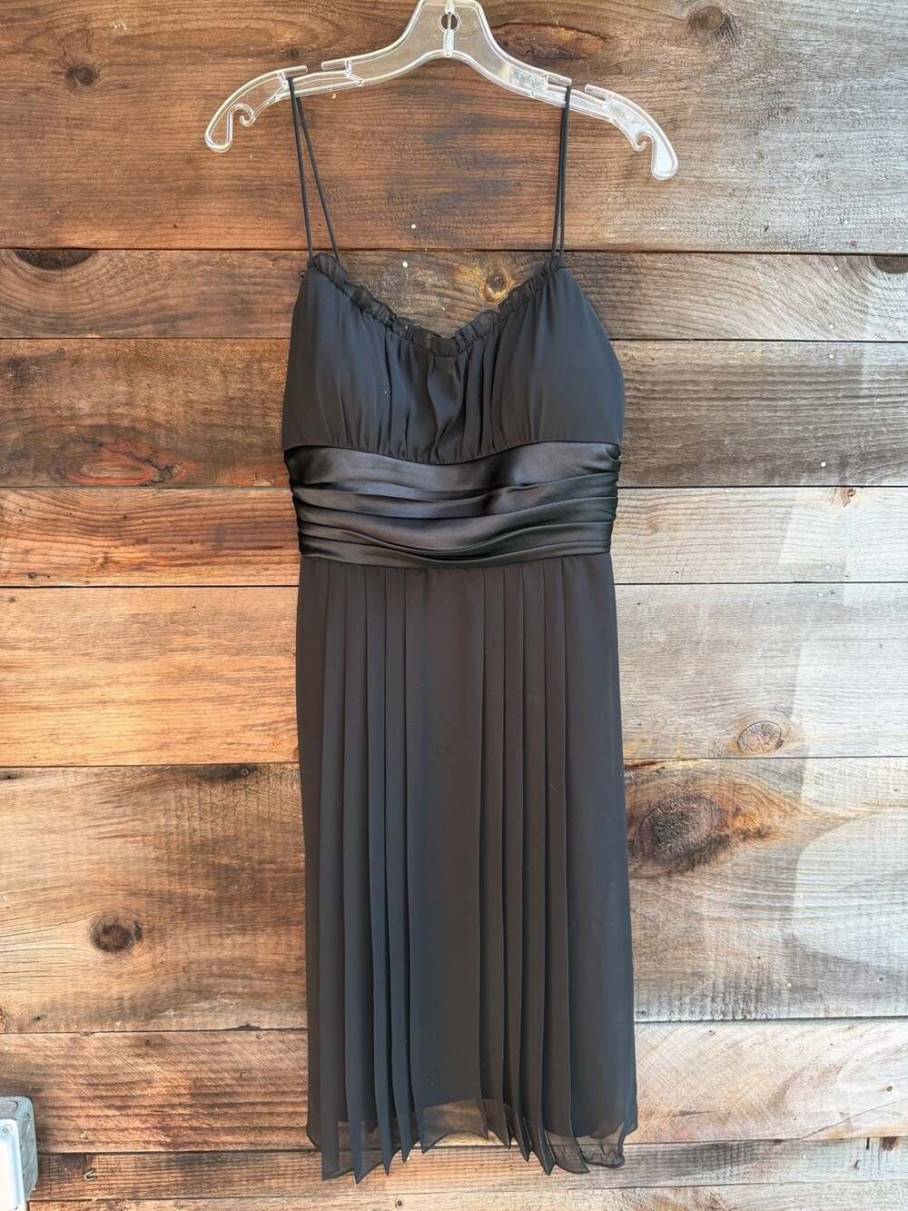 Onyx Nite Black Chiffon Pleated Formal Dress Size 6
